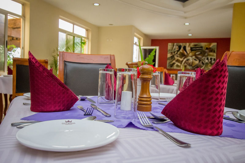 City Royal Resort Hotel Kyambogo  Ngoại thất bức ảnh