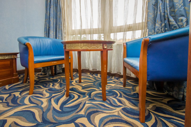 City Royal Resort Hotel Kyambogo  Ngoại thất bức ảnh